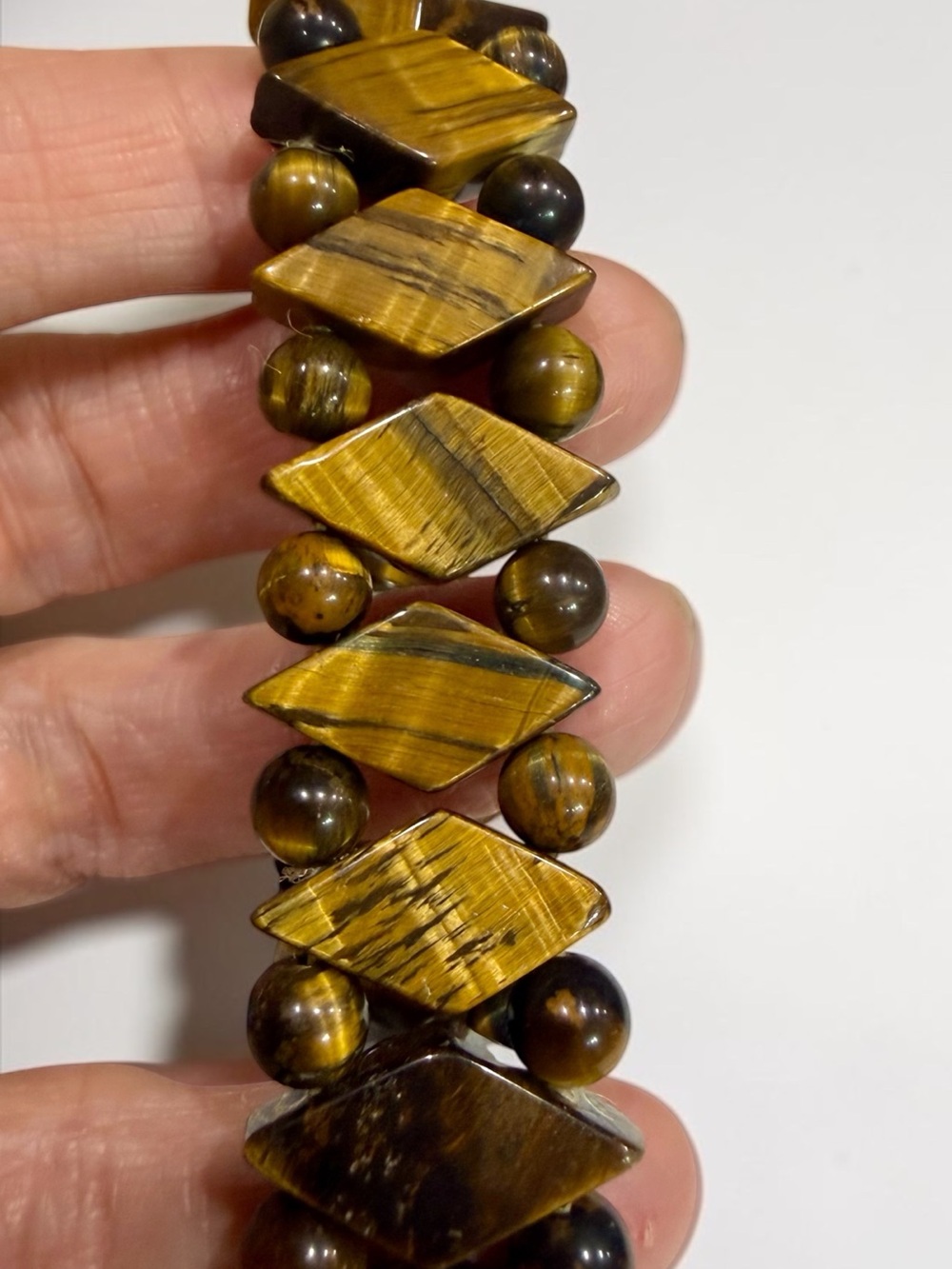 Handmade Genuine Tigers Eye Healing Stretch Bracelet Diamond Round Shaped Beads - Picture 3 of 4